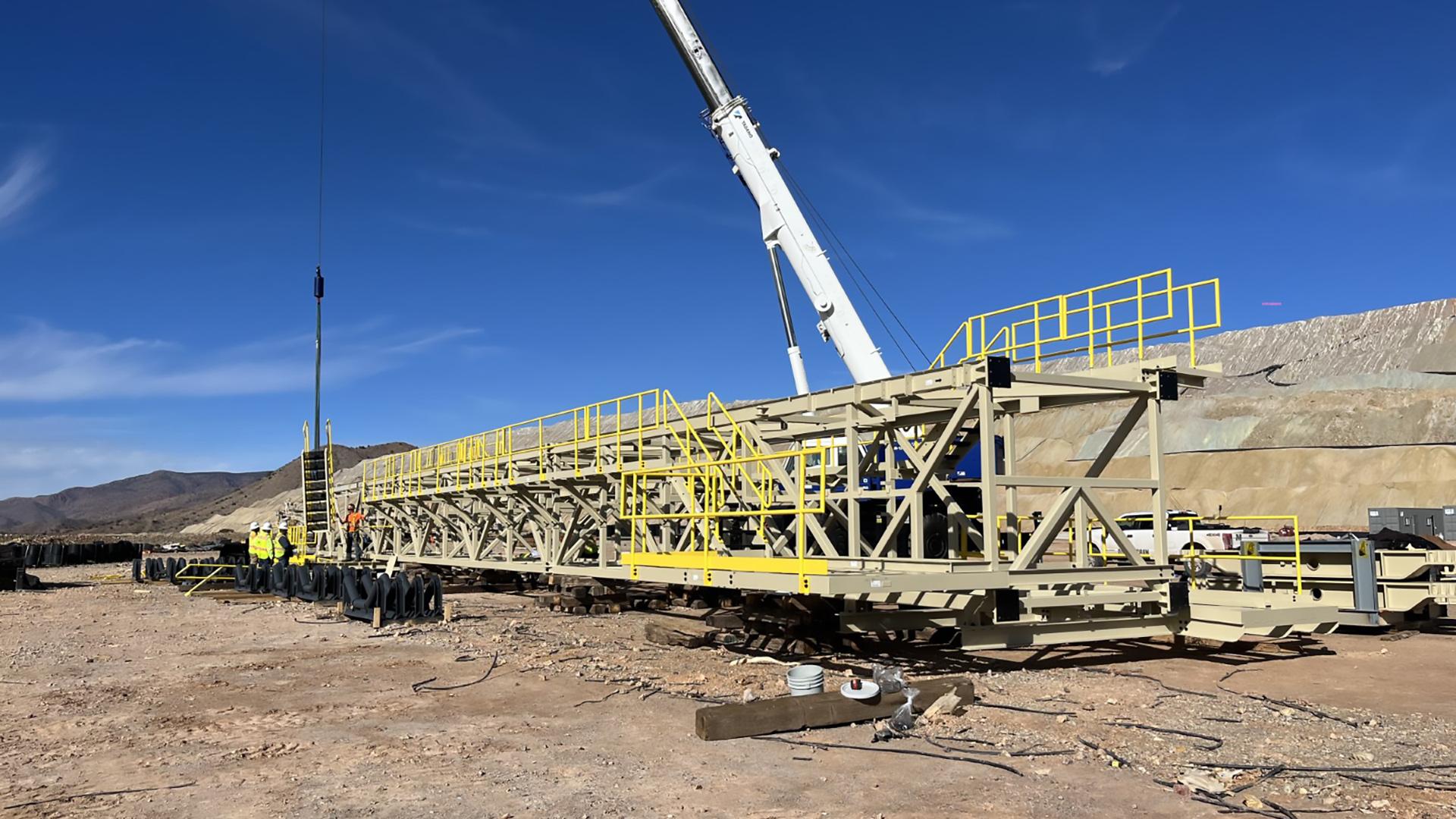 FMI Morenci Mine Heap Leach Stacking Equipment